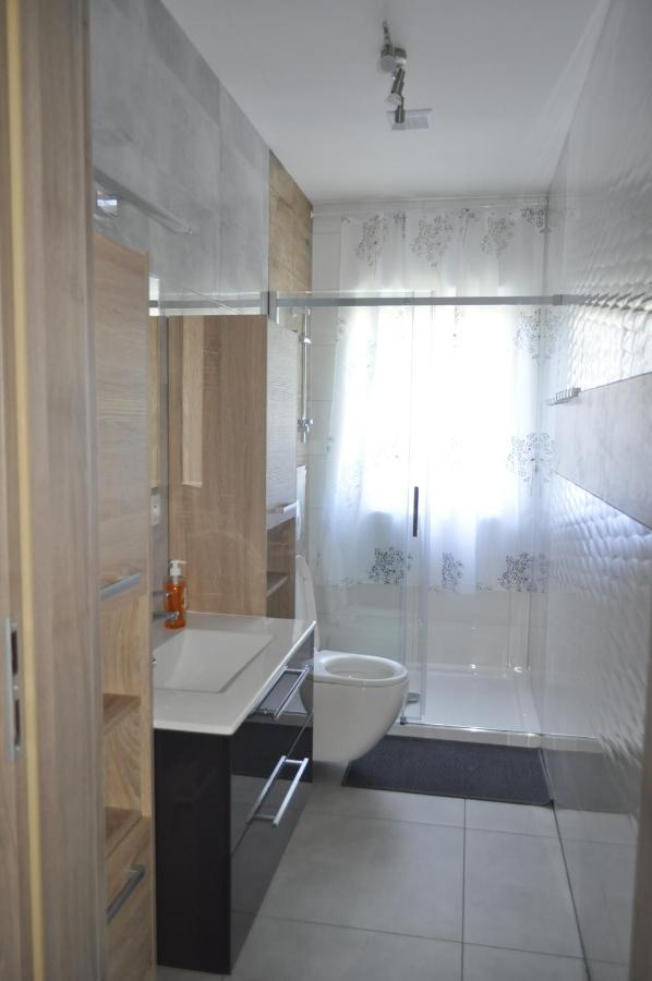 Olimpia House Villaer *
